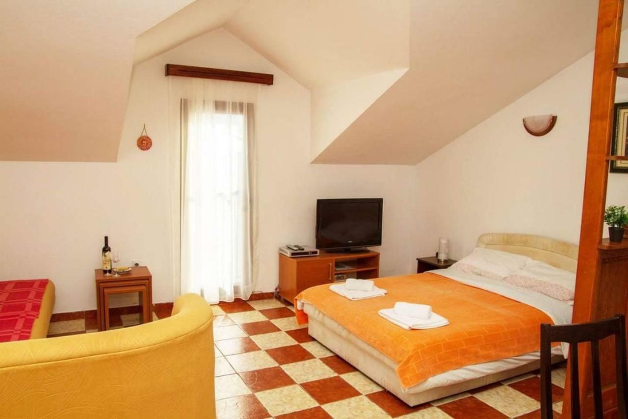 Apartmani Skver Sanja Herceg Novi Zewnętrze zdjęcie