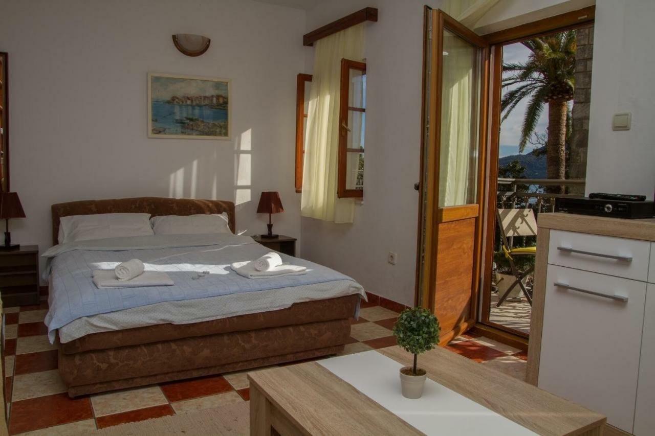 Apartmani Skver Sanja Herceg Novi Zewnętrze zdjęcie