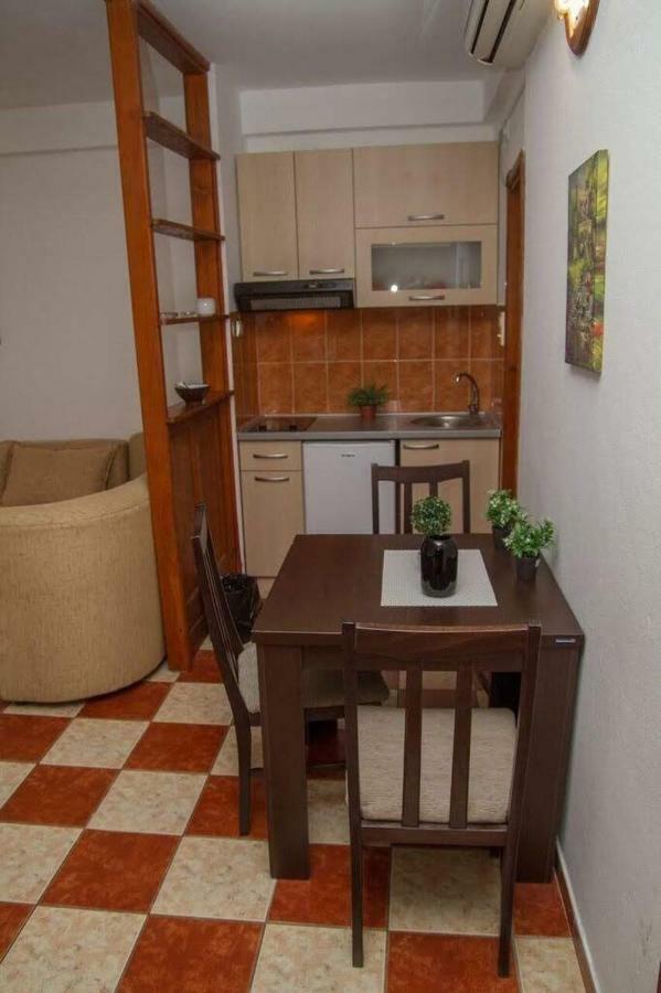 Apartmani Skver Sanja Herceg Novi Zewnętrze zdjęcie