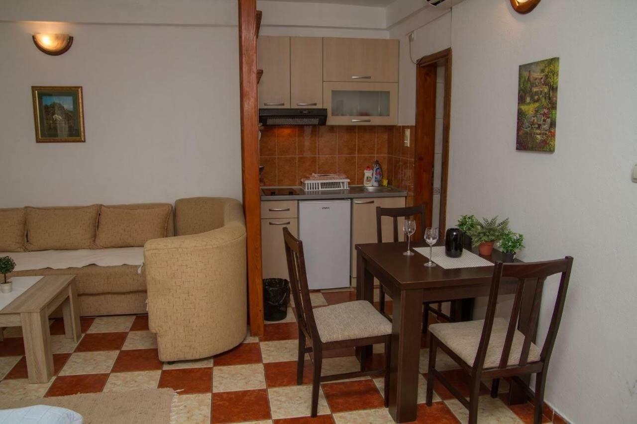 Apartmani Skver Sanja Herceg Novi Zewnętrze zdjęcie